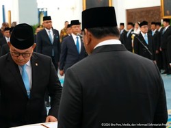 Dudung Abdurachman Dilantik Prabowo Gantikan Djamari Jadi Menko Polkam