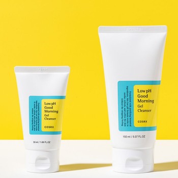 Rekomendasi 8 Produk Terbaik dari COSRX yang Bikin Glowing