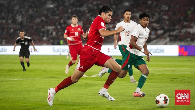 Timnas Indonesia unggul 6-1 atas Bangladesh dalam FIFA ASEAN Cup 2026 di Stadion Utama Gelora Bung Karno, Kamis (1/10) malam. (CNN Indonesia/Adi ibrahim)