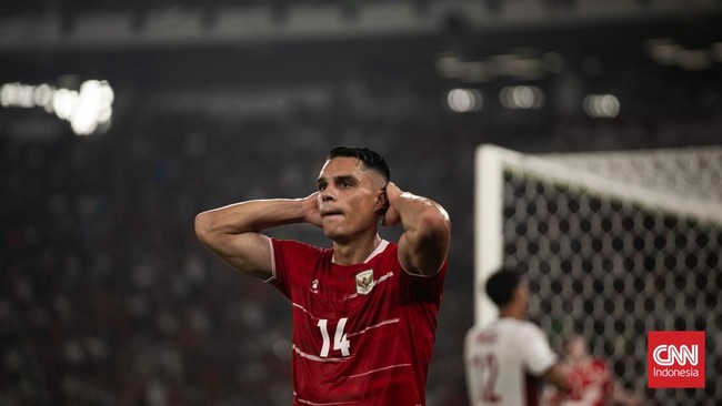 Timnas Indonesia unggul 6-1 atas Bangladesh dalam FIFA ASEAN Cup 2026 di Stadion Utama Gelora Bung Karno, Kamis (1/10) malam. (CNN Indonesia/Adi ibrahim)
