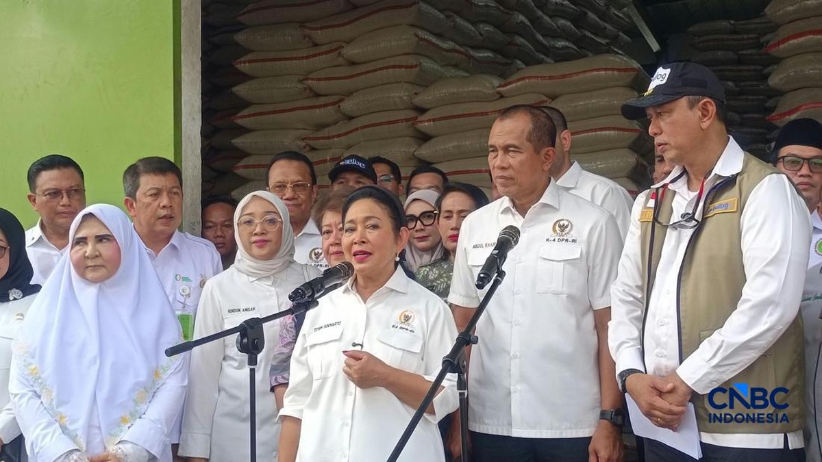 Titiek Soeharto-Bos Bulog Blusukan Cek Beras ke Cipinang, Ini Hasilnya