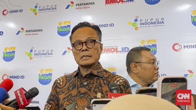 Kepala Badan Pengelola (BP) BUMN sekaligus Chief Operating Officer (COO) Badan Pengelola Investasi (BPI) Danantara Indonesia Dony Oskaria mengungkapkan bahwa laporan keuangan Danantara ditargetkan rampung pada bulan ini. Saat ditanya awak media usai 