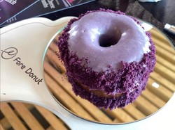 Baru! Ada Donat Labu Variasi Ube hingga Kacang yang Nutty di Sini