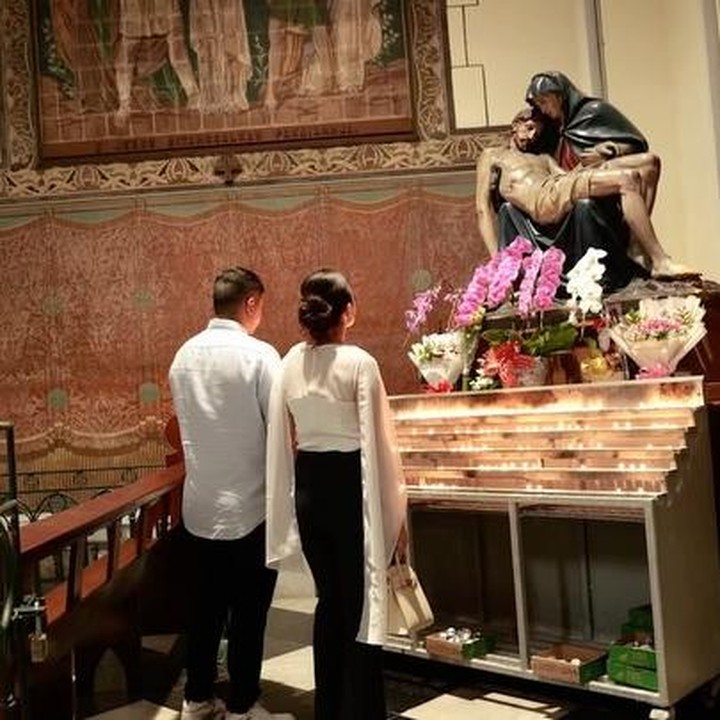 <p>Meski begitu, ia tetap bersyukur mendapatkan pasangan yang ingin tumbuh bersama. &ldquo;Tapi mungkin memang begitu hidup dan pernikahan. Bukan mencari seseorang untuk hidup yang selalu mudah, tapi mencari pasangan yang mau berjuang bersama, menghadapi apa pun yang datang, sampai maut memisahkan,&rdquo; ujar Chelsea.&nbsp;(Foto: Instagram @chelseaoliviaa)</p>