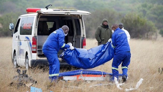 Kecelakaan Helikopter Renggut Nyawa 'Crazy Rich' Zimbabwe dan Istri