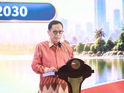 OJK Ungkap RI Bakal Punya 5 Bank Syariah Raksasa 2027