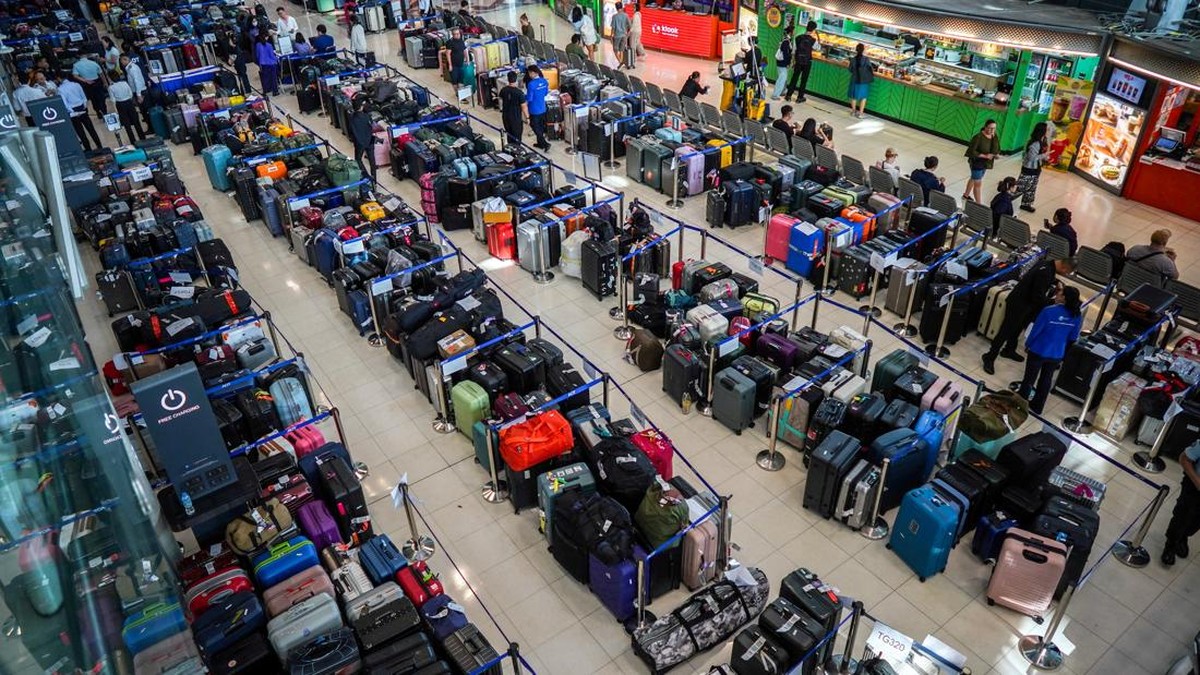 Bandara Bangkok Diterjang Banjir: 10.000 Koper Tertunda, Penumpang Menunggu Hours