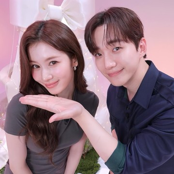 Lee Jun Ho Jadi Bintang Tamu di Acara 'Sana Fridge Interview'