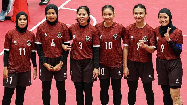 Tim Sepak Takraw Quadrant Putri Indonesia meraih medali perunggu Asian Games 2026 usai takluk dari Thailand pada babak semifinal, Jumat (2/10).
