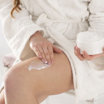 7 Urutan Body Care Routine yang Tepat, Bikin Wangi Tahan Lama