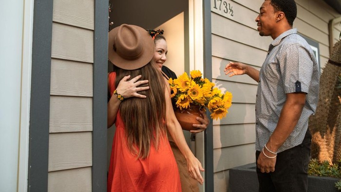 Mengenal Doorbell Friend, Istilah Pertemanan yang Menggambarkan Teman Dekat dalam Kehidupan