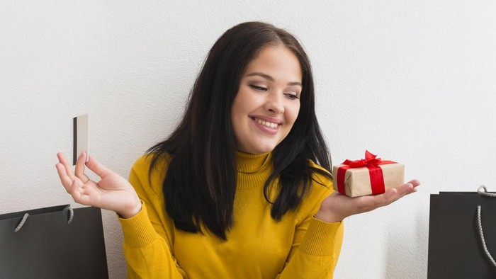 Wajib Tahu! Ini 3 Tips Self-Reward Agar Keuangan Tetap Aman