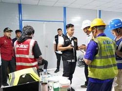 Tangerang Immigration Arrests 13 Chinese Nationals for Visa Fraud