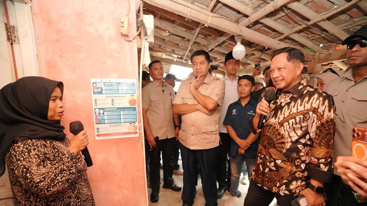 Tito Karnavian Tinjau BSPS di Purwakarta, Pastikan Bantuan Tetap Tepat Sasaran