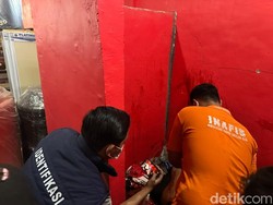 Usai Bacok Tunangan hingga Tewas, Wanita di Gresik Telepon 110
