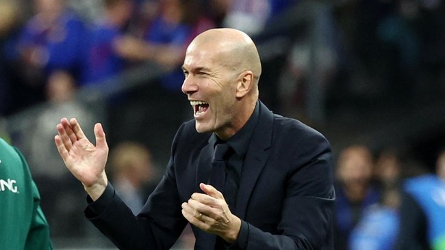 Soccer Football - Nations League - Group A1 - France v Italy - Stade de France, Saint Denis, France - October 2, 2026 France coach Zinedine Zidane celebrates after Michael Olise scores their first goal REUTERS/Catherine Steenkeste