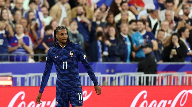 Soccer Football - Nations League - Group A1 - France v Italy - Stade de France, Saint Denis, France - October 2, 2026 France's Michael Olise celebrates scoring their first goal REUTERS/Catherine Steenkeste