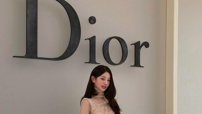 Intip 5 Potret Wonyoung IVE di Dior Summer 2027 Womens Show