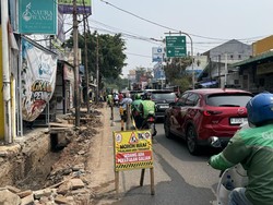 Proyek Galian Trotoar di Rawa Belong Jakbar Ditarget Selesai 2 Desember