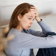 5 Kebiasaan yang Dilakukan Orang saat Cemas Tanpa Disadari
