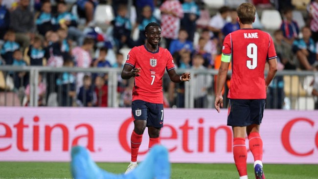 Soccer Football - UEFA Nations League - Group A3 - Croatia v England - Stadion HNK Rijeka, Rijeka, Croatia - October 3, 2026 England's Bukayo Saka celebrates scoring their sixth goal with Harry Kane Action Images via Reuters/Paul Childs     TPX IMAGE