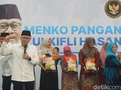 Menko Pangan Zulhas Ajak Pemerintah-Pengusaha Bikin Pasar Murah