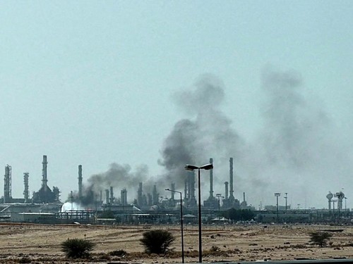 Smoke rises from a fire at the Aramco refinery south of Riyadh, Saudi Arabia, October 3, 2026. Picture taken with a mobile phone. REUTERS/Stringer     TPX IMAGES OF THE DAY