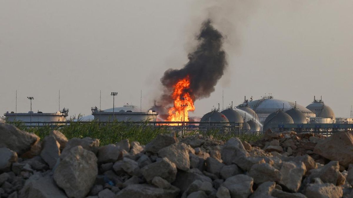 Houthi Serang 2 Bandara Saudi, 3 Orang Tewas dan 36 Luka