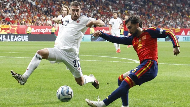Spanyol vs Republik Ceko