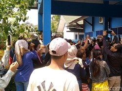 Warga Geruduk SD di Pemalang Buntut Siswa Tewas Dibully Kakak Kelas