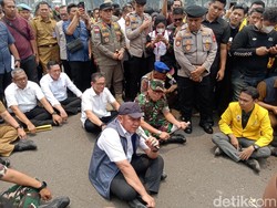Herman Deru Sebut Penyebab Karhutla di Sumsel Alam dan Manusia