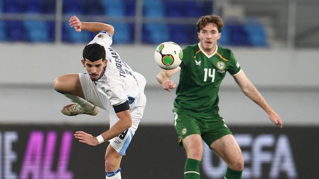 Soccer Football - Nations League - Group B3 - Republic of Ireland v Israel - TSC Arena, Backa Topola, Serbia - October 4, 2026 Israel's Dor Turgeman in action with Republic of Ireland's Conor Coventry REUTERS/Zorana Jevtic