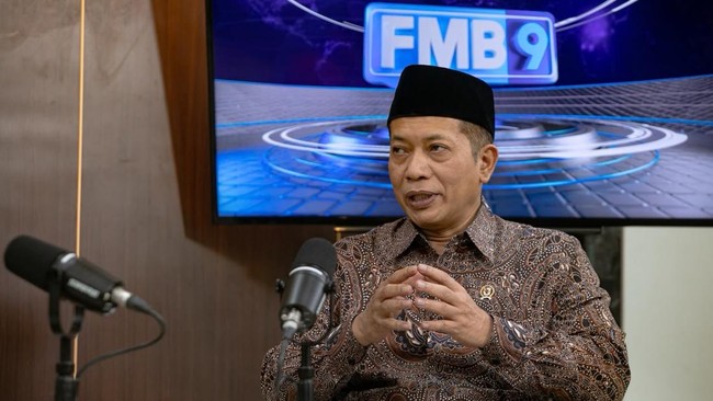 Menteri Koperasi Ferry Juliantono