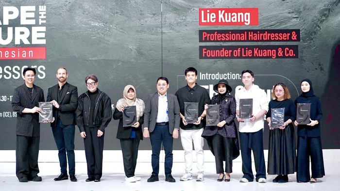 L'Oreal Indonesia Hadirkan Kolaborasi Bersama Lie Kuang dalam Peluncuran Buku The Nine Cuts by Lie Kuang