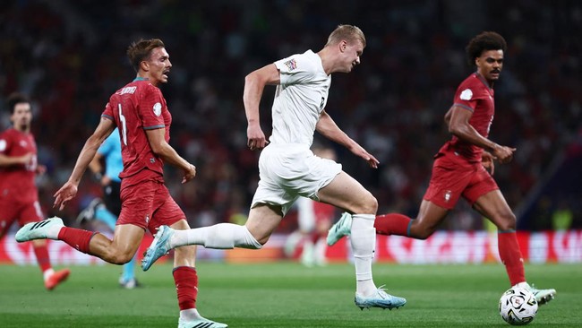 Soccer Football - Nations League - Group A4 - Portugal v Norway - Estadio do Dragao, Porto, Portugal - October 4, 2026 Norway's Erling Haaland in action REUTERS/Rodrigo Antunes