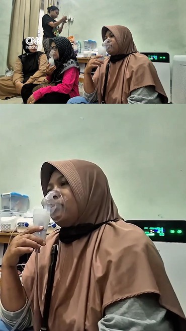 Relawan Kelola Oksigen Gratis di Tengah Tebalnya Asap Palangkaraya