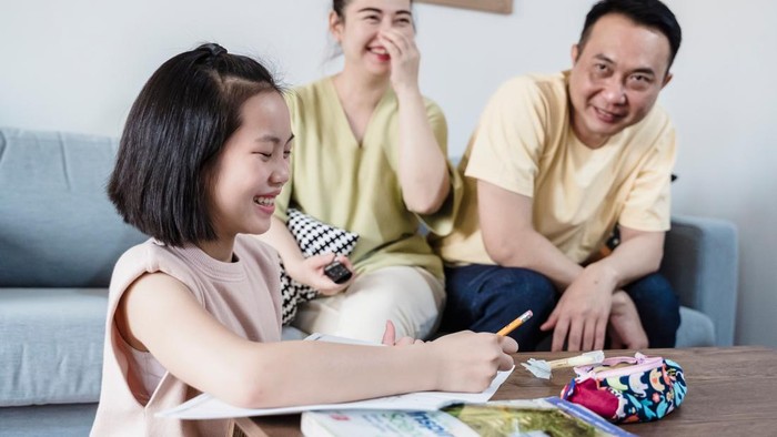 3 Kebiasaan Orang Tua yang Mendidik Anaknya Menjadi Tangguh