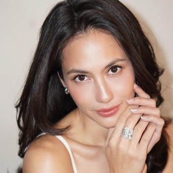 4 Artis Cantik Indonesia yang Berzodiak Libra