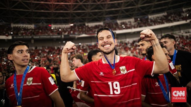 Timnas Indonesia berselebrasi usai mengalahkan Timnas Thailand pada final FIFA ASEAN Cup 2026 di Stadion Utama Gelora Bung Karno (SUGBK), Senayan, Jakarta, Senin (5/10/2026). Indonesia juara setelah mengalahkan Thailand lewat adu penalti dengan skor