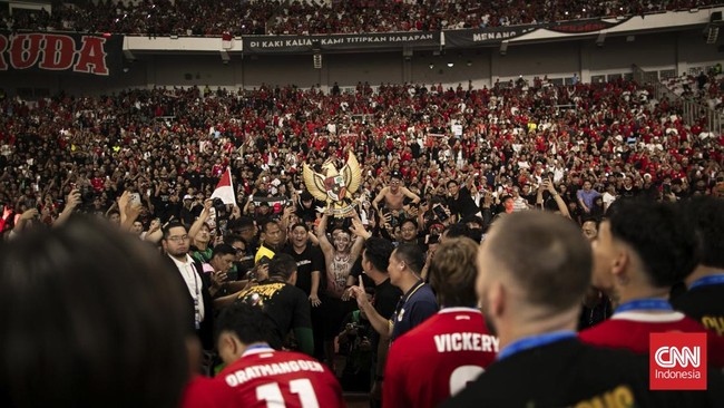 Timnas Indonesia berselebrasi usai mengalahkan Timnas Thailand pada final FIFA ASEAN Cup 2026 di Stadion Utama Gelora Bung Karno (SUGBK), Senayan, Jakarta, Senin (5/10/2026). Indonesia juara setelah mengalahkan Thailand lewat adu penalti dengan skor