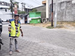 Cerita Jukir Warung Nunung Nemu 3 Bungkusan Diduga Tanah Kuburan