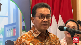 Menteri Perdagangan (Mendag) Budi Santoso buka suara soal kenaikan harga kedelai yang dikeluhkan perajin tahu dan tempe.