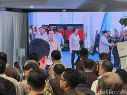Disaksikan Prabowo, Satgas PKH Serahkan Rp 13,2 T-259 Ribu Ha Lahan ke Negara