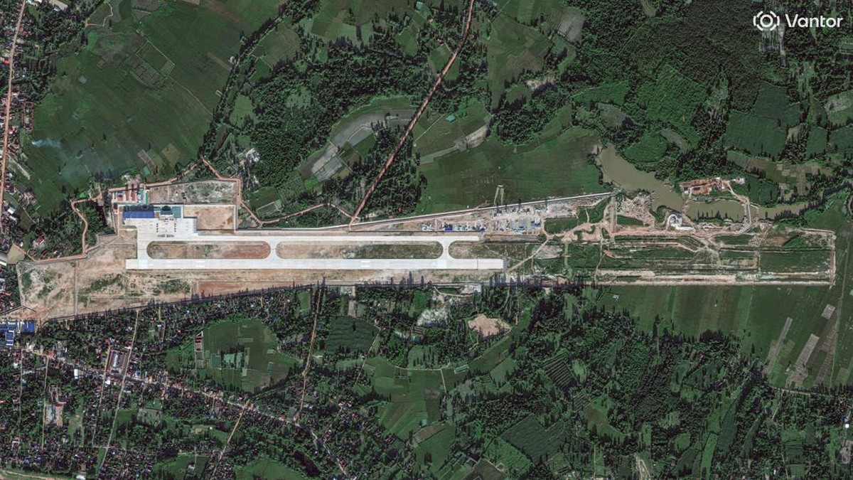 China dan Tetangga RI Bikin Pangkalan Militer Baru, Jet Terlihat Satelit