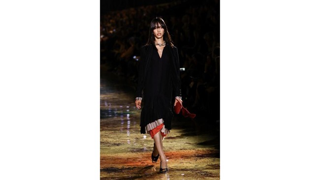 Show Koleksi Chanel Musim Semi/Panas 2027 di Paris Fashion Week