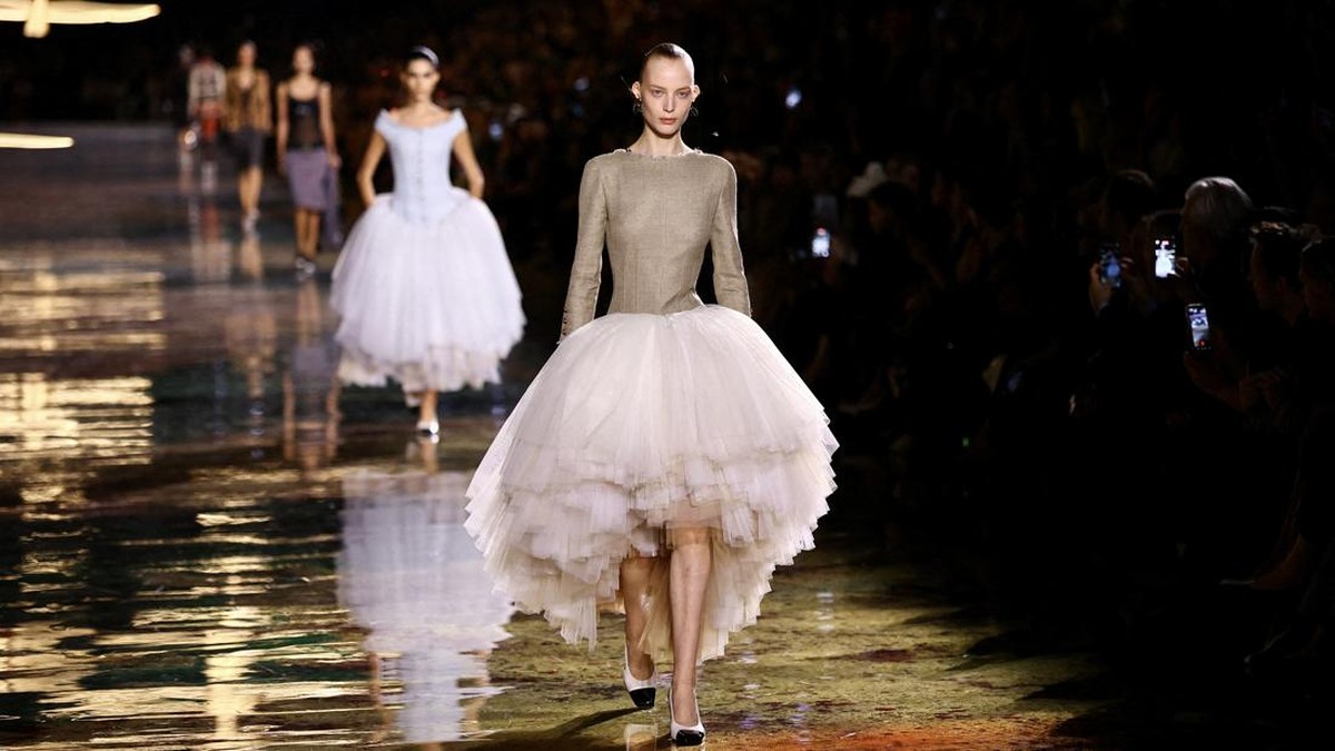 Show Koleksi Chanel Musim Semi/Panas 2027 di Paris Fashion Week