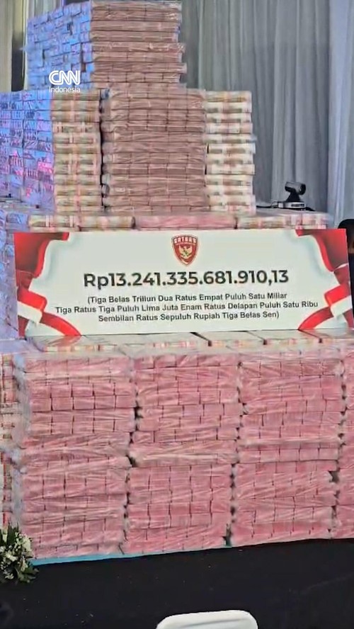 Satgas Penertiban Kawasan Hutan (PKH) menyerahkan uang denda administratif kehutanan sebesar Rp13,2 triliun pada Selasa (6/10).