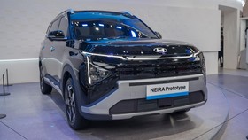 Prototipe SUV listrik Hyundai Neira dikenalkan di GIIAS 2026.