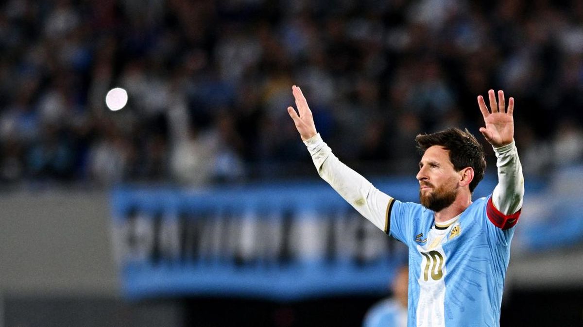Saat Menit ke-10 Berhenti untuk Hormati Messi — NadiKabar.com