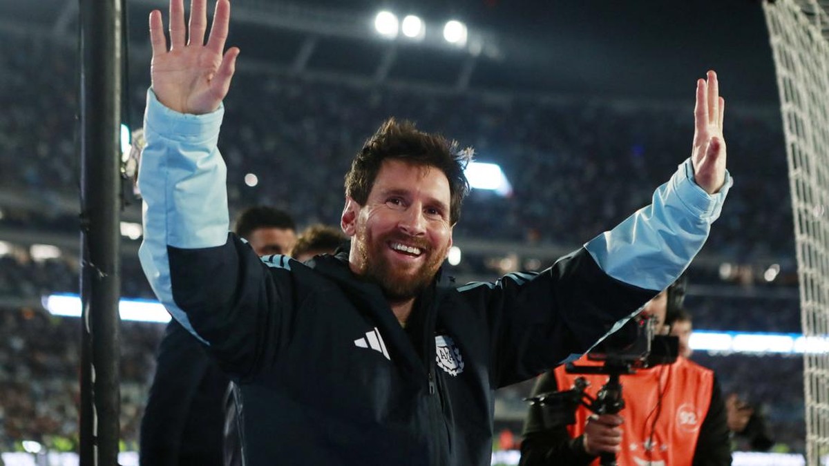 Tangis Perpisahan, Messi Tutup 21 Tahun Karier di Timnas Argentina
